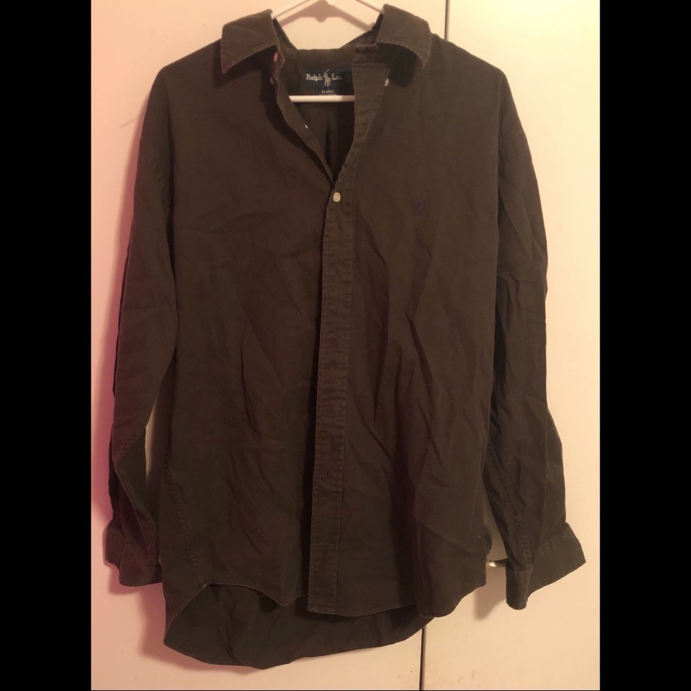 Men’s button up dress shirt